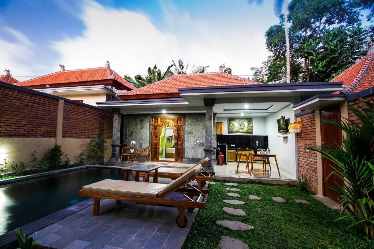 Ubud Suarga Private Pool Villa Exterior photo
