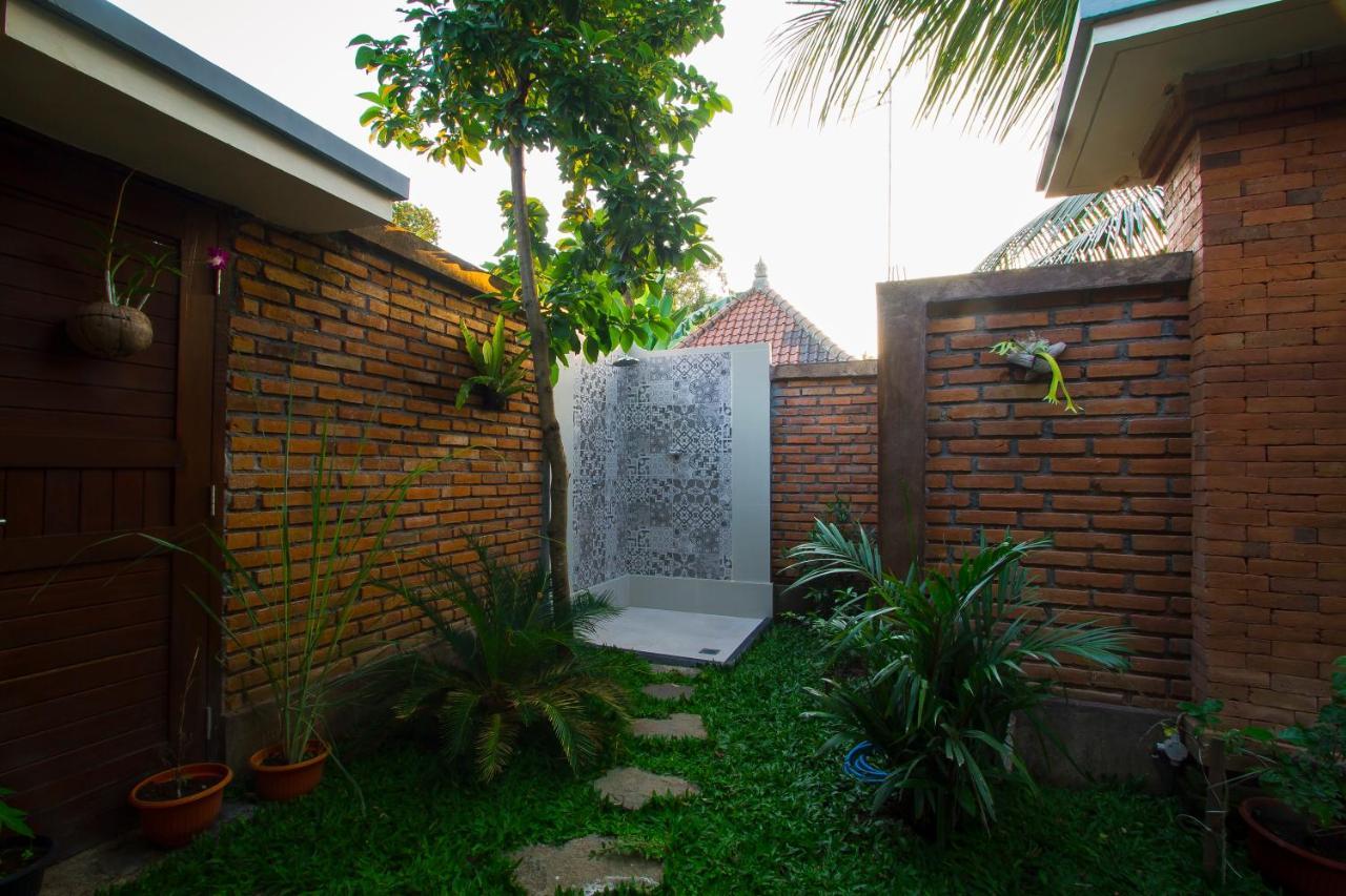 Ubud Suarga Private Pool Villa Exterior photo