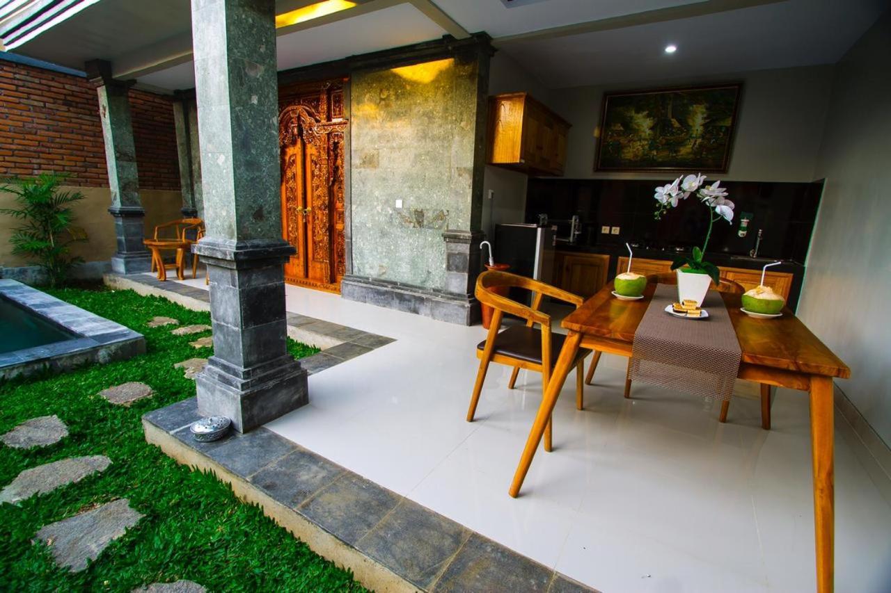 Ubud Suarga Private Pool Villa Exterior photo