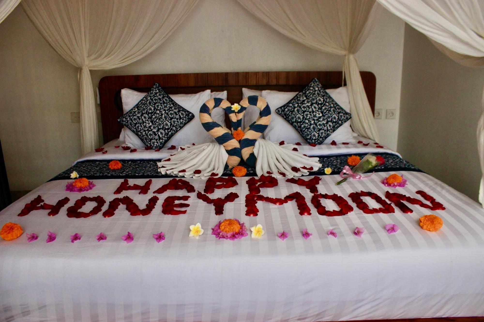 Ubud Suarga Private Pool Villa Exterior photo